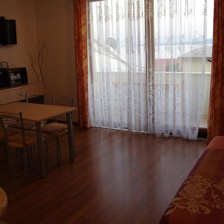 Apartments With A Parking Space Igrane, Makarska - 13535 Стая снимка