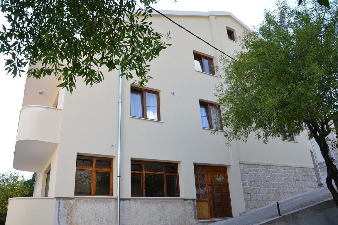 Apartments With A Parking Space Igrane, Makarska - 13535 Екстериор снимка